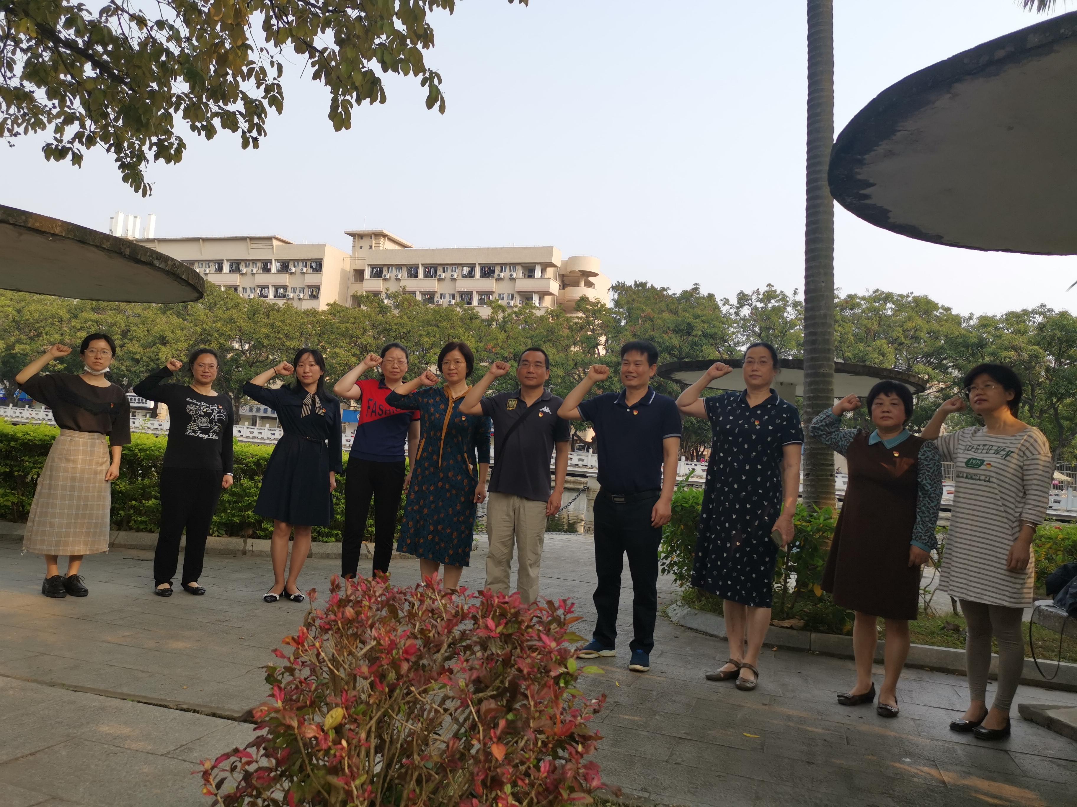 说明: d:\Documents\Tencent Files\215308429\Image\C2C\FE32C171FD4943BE6340FA2FF77D73D5.jpg